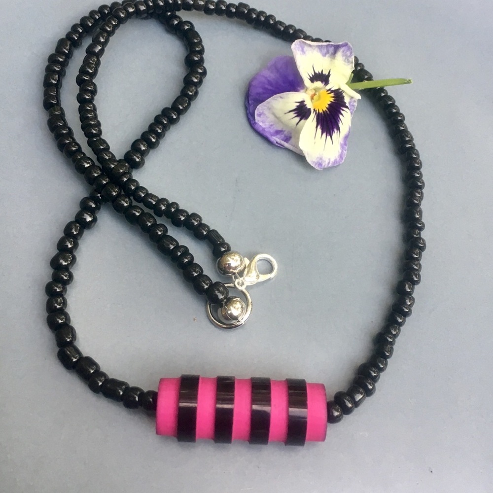 Vintage Bright pink and black necklace